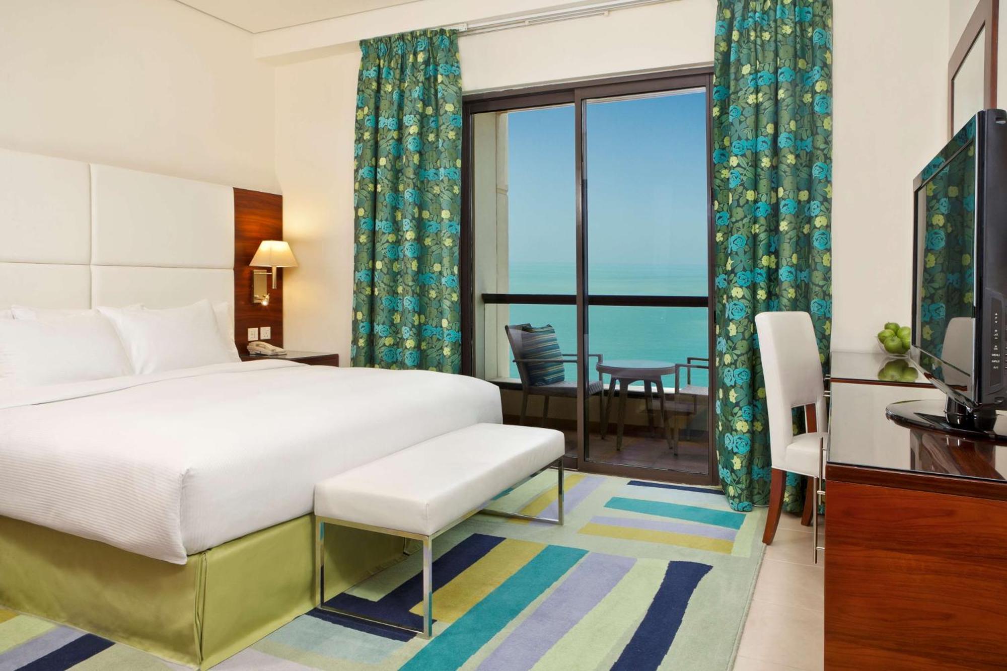 Hilton The Walk Отель 4*